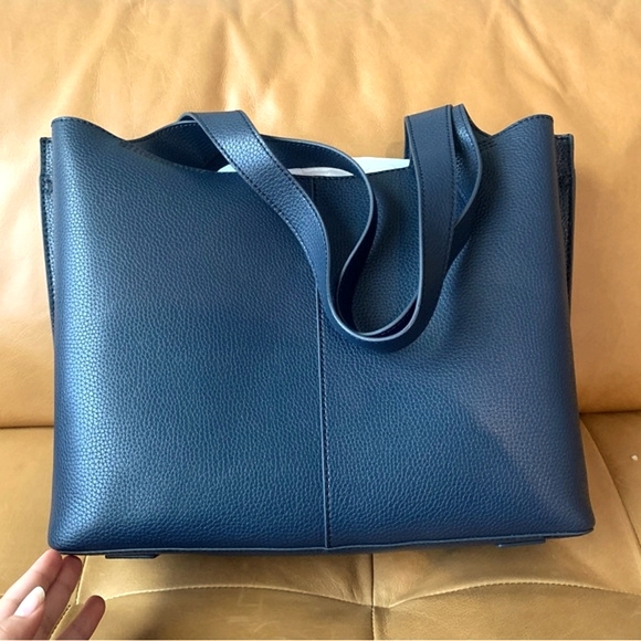 HOBO Vida Leather Tote Bag 100% Genuine Leather Mood Indigo